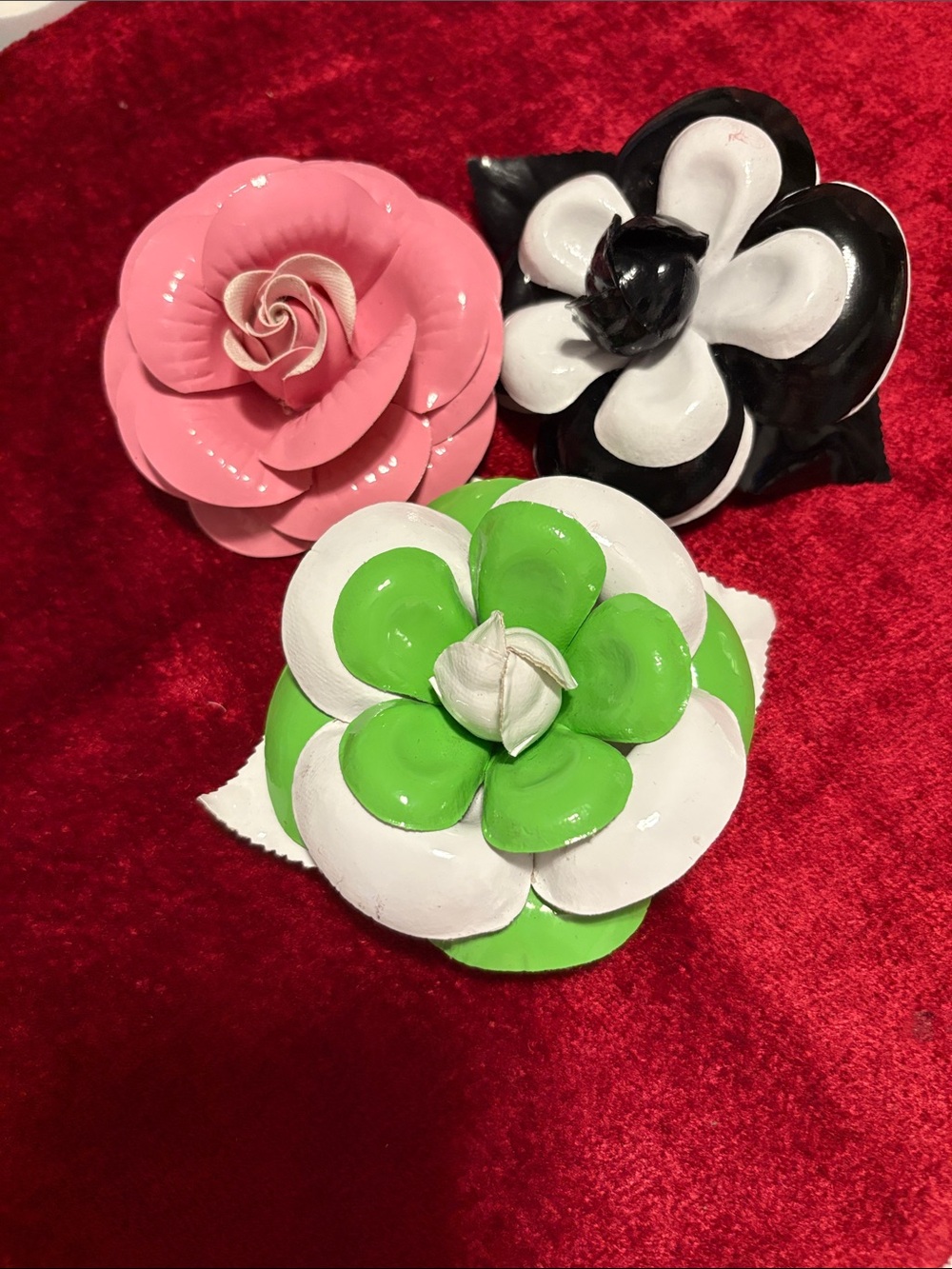 3 new Henry Bender Flower pony tail elastic patent-flowers wtags never worn